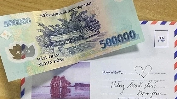 Tôi đi phong bì nửa triệu đồng khiến tiệc cưới bị bù lỗ