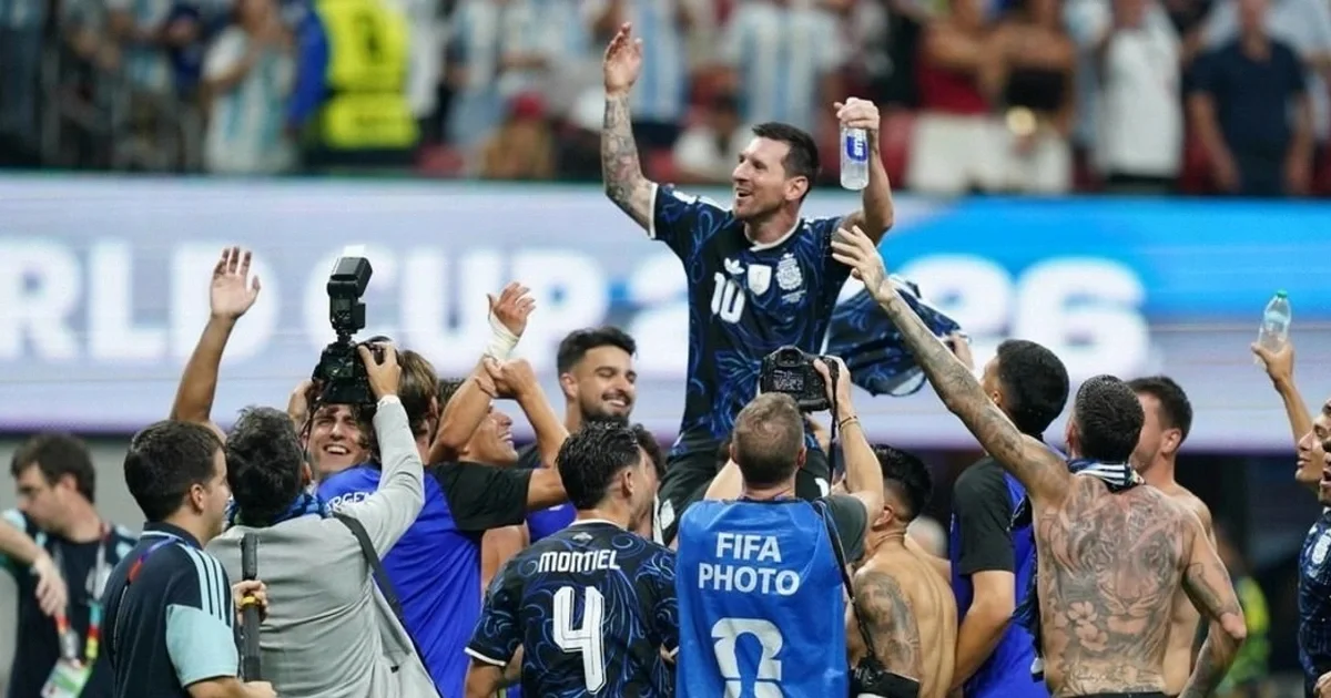 Dư luận toàn cầu: "Messi vĩ đại vượt thời gian, Argentina bóp nghẹt trái tim người Anh"