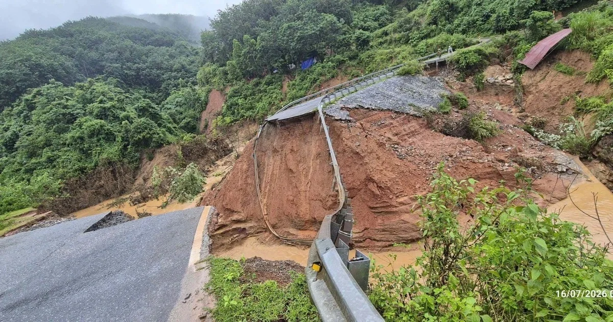 Tuyến giao thông từ Lai Châu sang Điện Biên phát sinh lộ trình phụ dài 245km do sụt lún nghiêm trọng trên quốc lộ 12