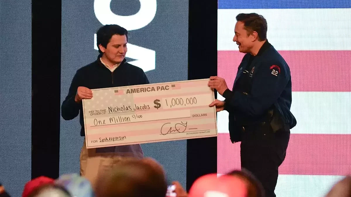 Tỷ phú Elon Musk trước nguy cơ bị truy tố pháp lý do chương trình tặng tiền cử tri