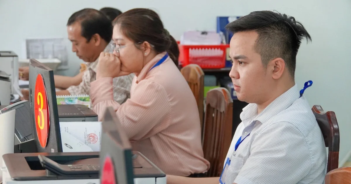 Chính thức áp dụng quy định xét tuyển viên chức đối với sinh viên tốt nghiệp loại xuất sắc