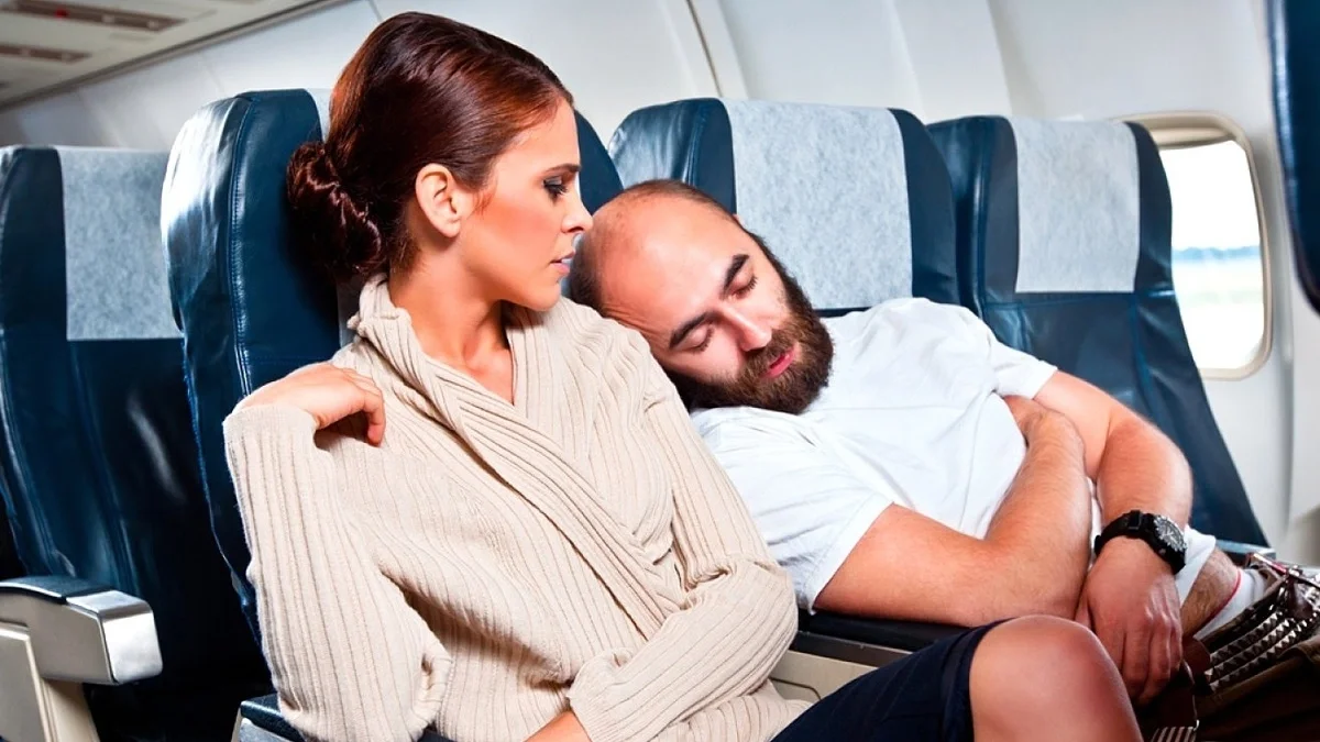 Cách hành xử trên chuyến bay phản ánh điều gì về tính cách của bạn